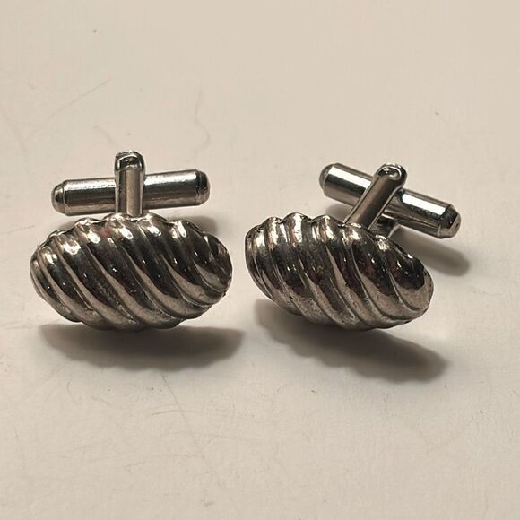 Vintage Men’s Silver Tone Sculpted Cable Oval Cufflinks - Picture 1 of 5
